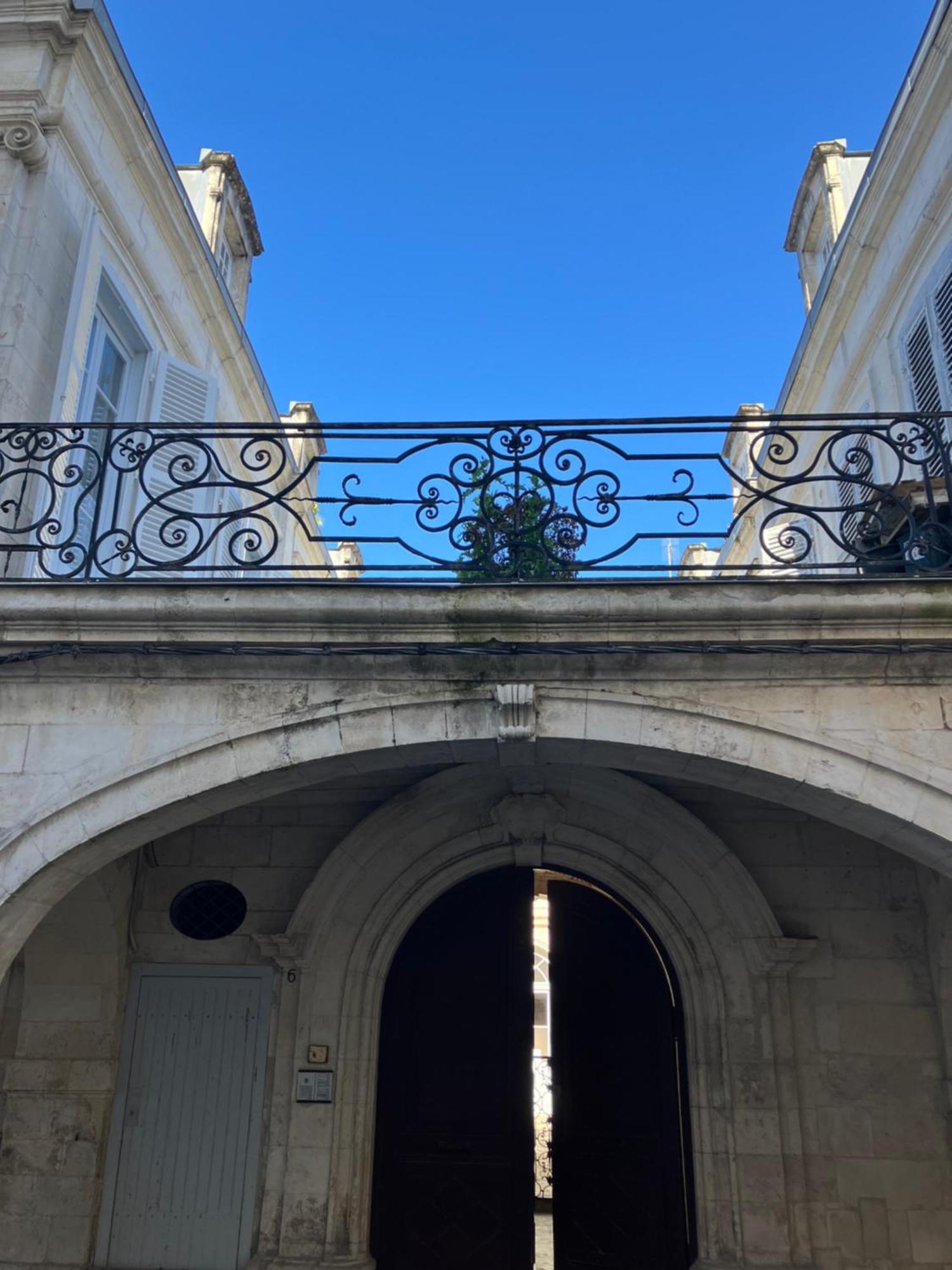 Chambre Dans Hotel Particulier 18E Siecle Hyper Centre La Rochelle La Rochelle  Bagian luar foto